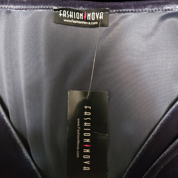 Fashion Nova Wrap Top - Picture 3 of 3